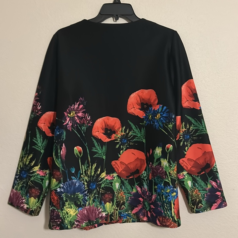 Gorgeous red poppy flower jacket - Picture 7 of 7
